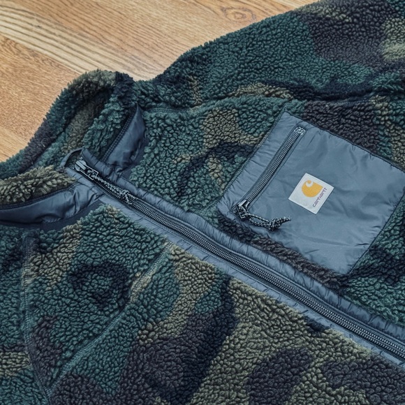 Carhartt WIP Woodland Camo Sherpa Jacket - Picture 3 of 11